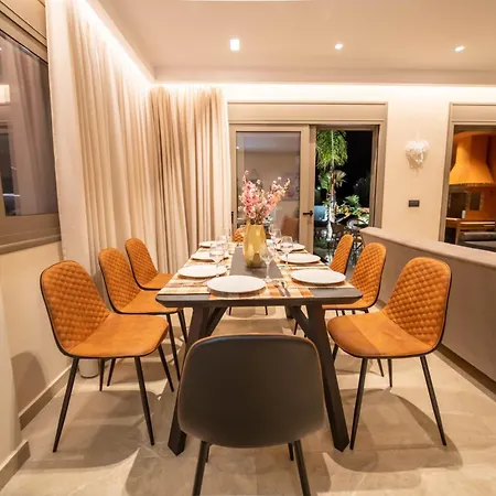 Villa Naturalia Orange Luxury - Private Pool - Sleeps 8 *