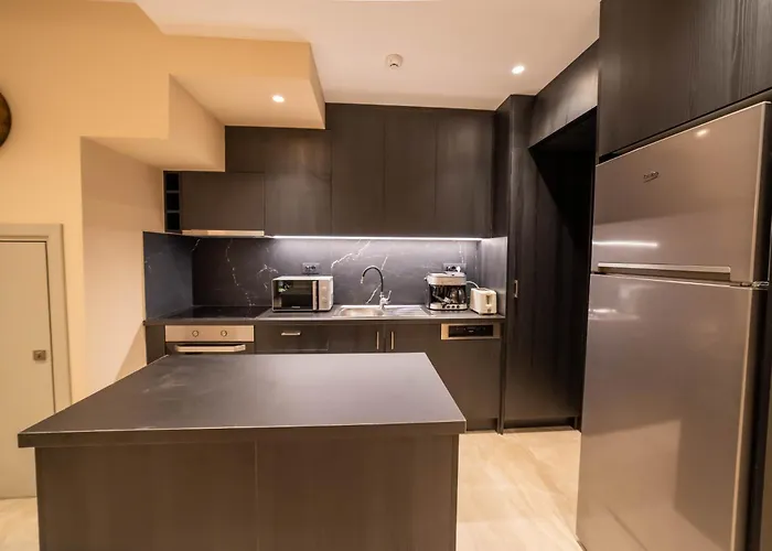 Naturalia Orange Luxury - Private Pool - Sleeps 8