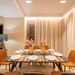 Naturalia Orange Luxury - Private Pool - Sleeps 8 * خيرسونِسوس