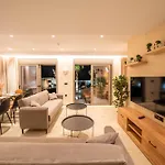 فيلة Naturalia Orange Luxury - Private Pool - Sleeps 8 خيرسونِسوس