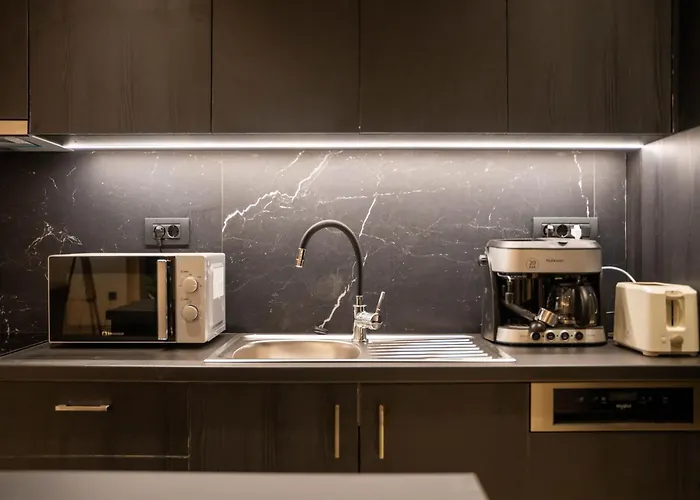 Naturalia Orange Luxury - Private Pool - Sleeps 8 *