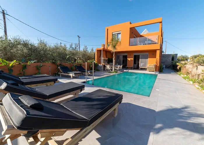 Villa Naturalia Orange Luxury - Private Pool - Sleeps 8 *