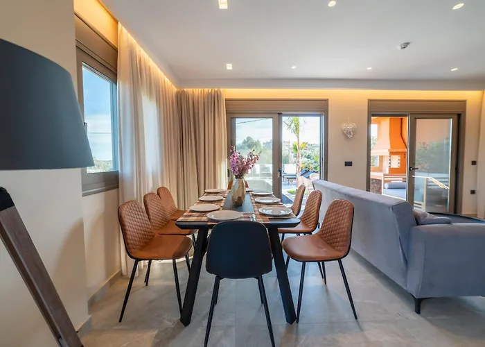 Naturalia Orange Luxury - Private Pool - Sleeps 8 *